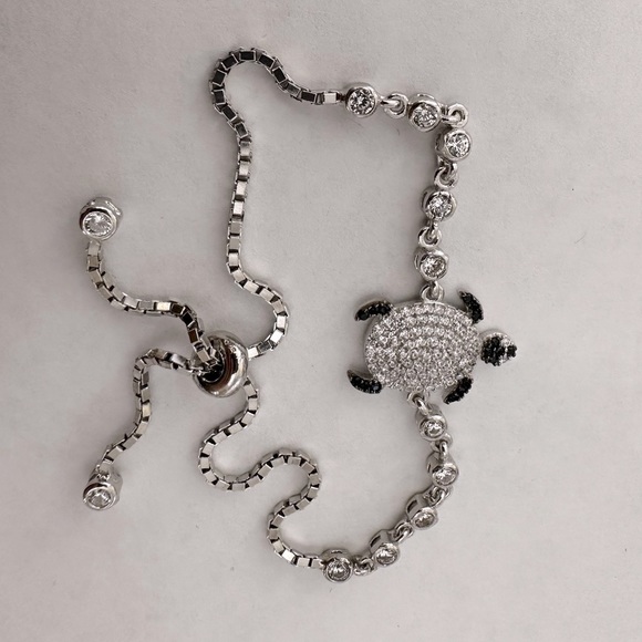925 Silver turtle bracelet black and clear cz stones - Picture 2 of 5